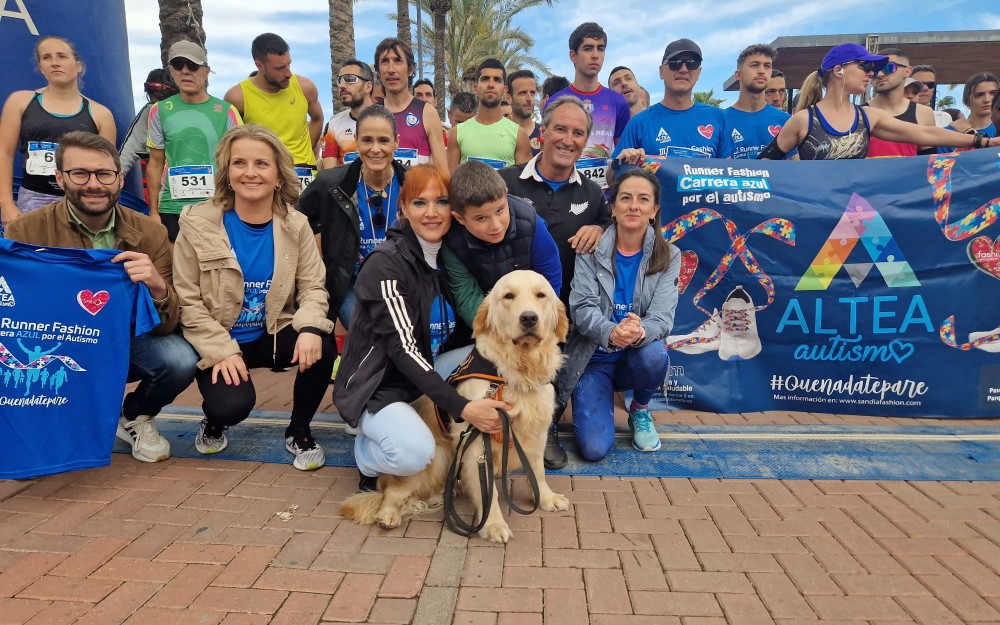 CABECERA INSTITUCIONAL CON RETRIEVER