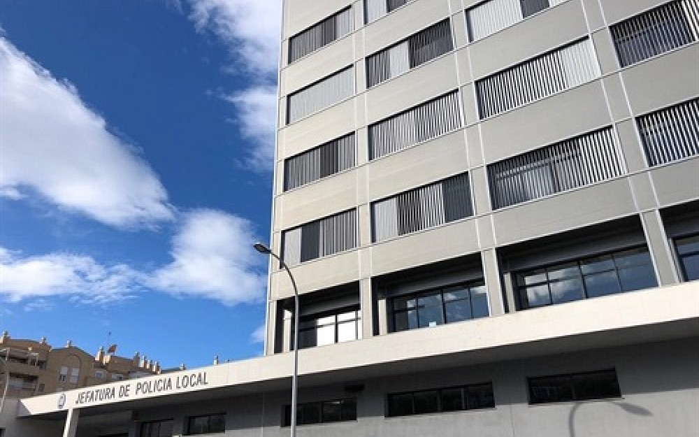 El Ayuntamiento y el Club de Vehículos Antiguos restaurarán dos camiones de Bomberos de inicios del siglo XX para “uso lúdico y disfrute de todos”