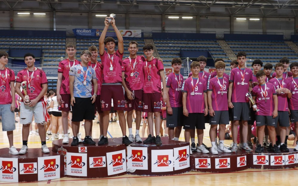 CLAUSURA DE LOS XLI JUEGOS DEPORTIVOS MUNICIPALES DE VOLEIBOL