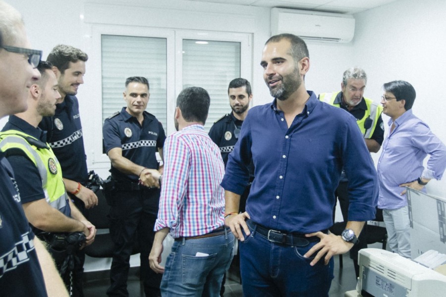 El alcalde destaca la mejora en seguridad vial que ofrecen los nuevos pasos peatonales “inteligentes” instalados por el Ayuntamiento