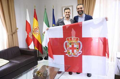 Alcalde con Mister Almería