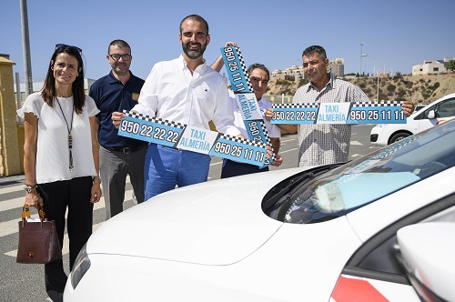 Alcalde y unión taxi Almería
