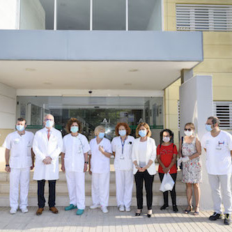 Entrega material hospital Almería
