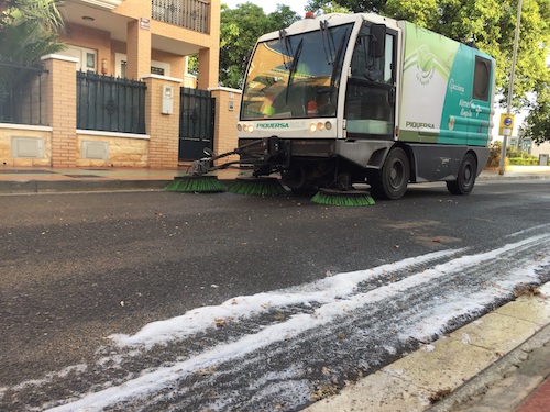 Almería dispositivo limpieza barrios