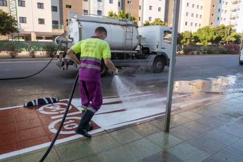 Limpieza intensiva barrios Almería
